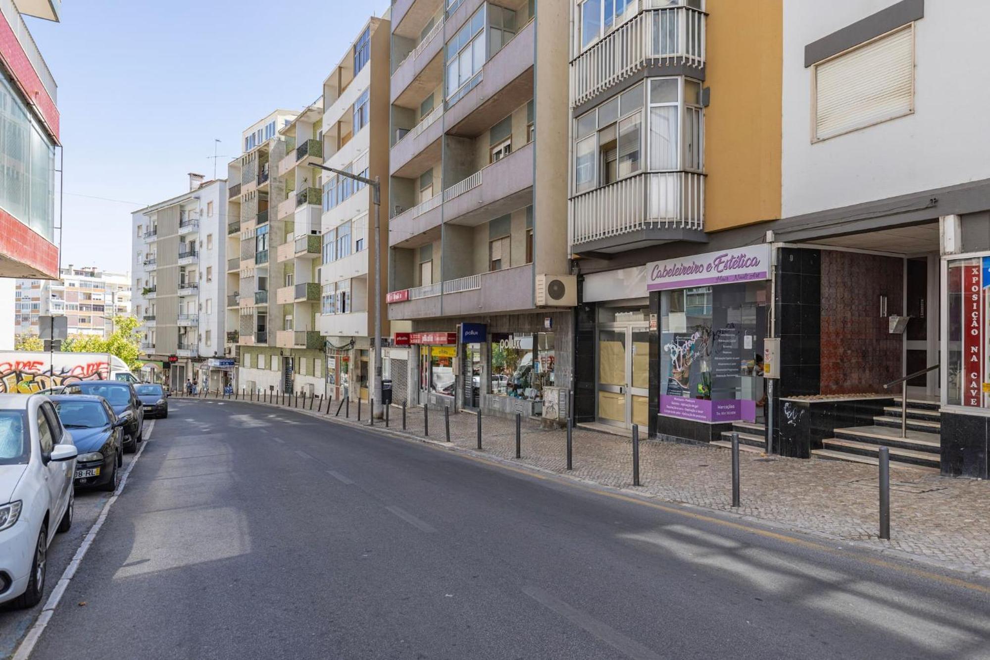 Urban Elegance Apartment Almada Exterior photo